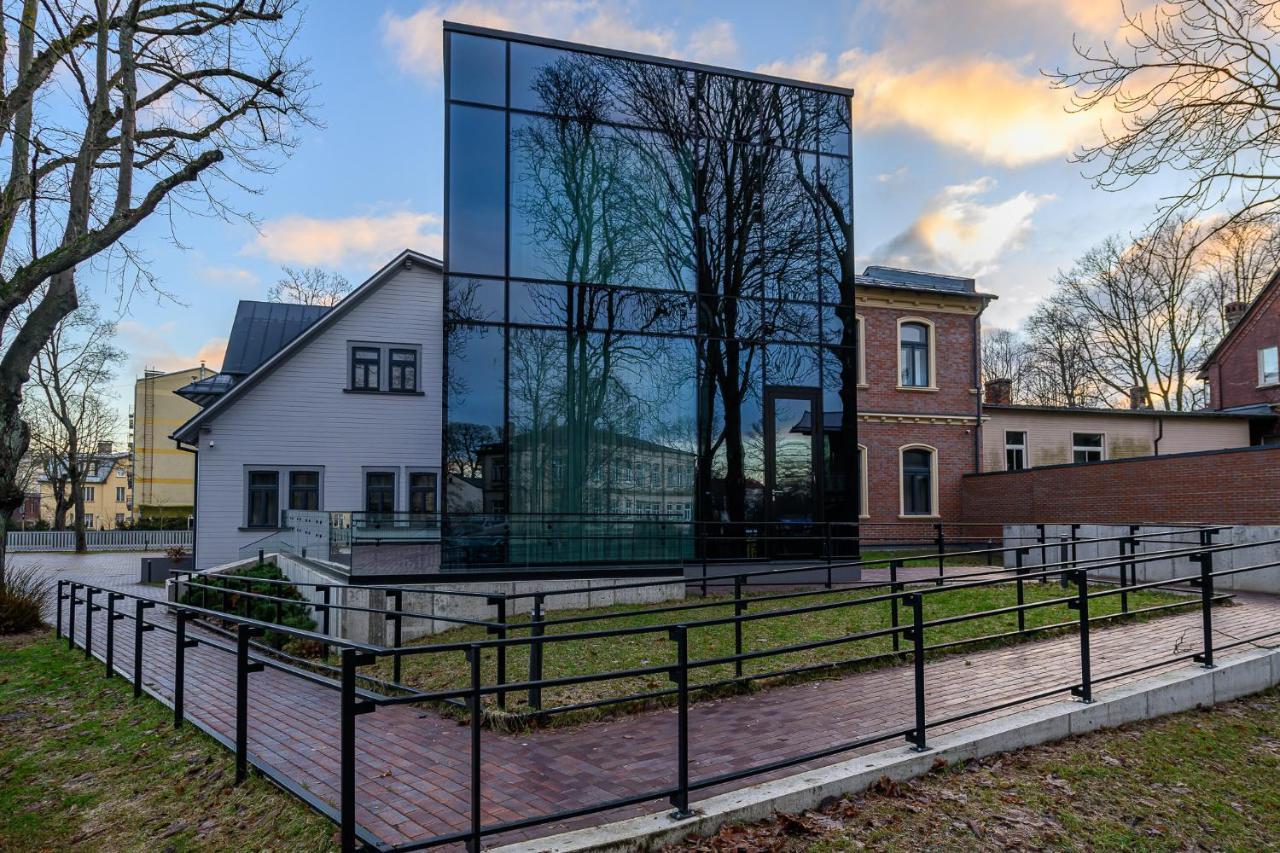 Roze Peldu Residence Liepāja Exteriör bild